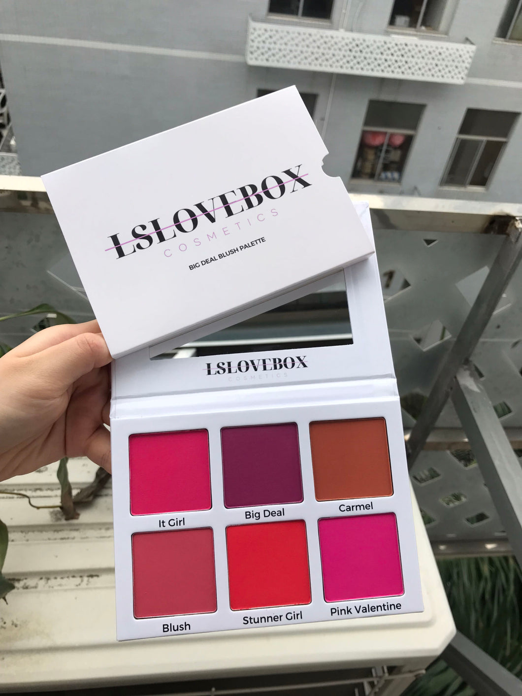 Big Deal Blush Palette